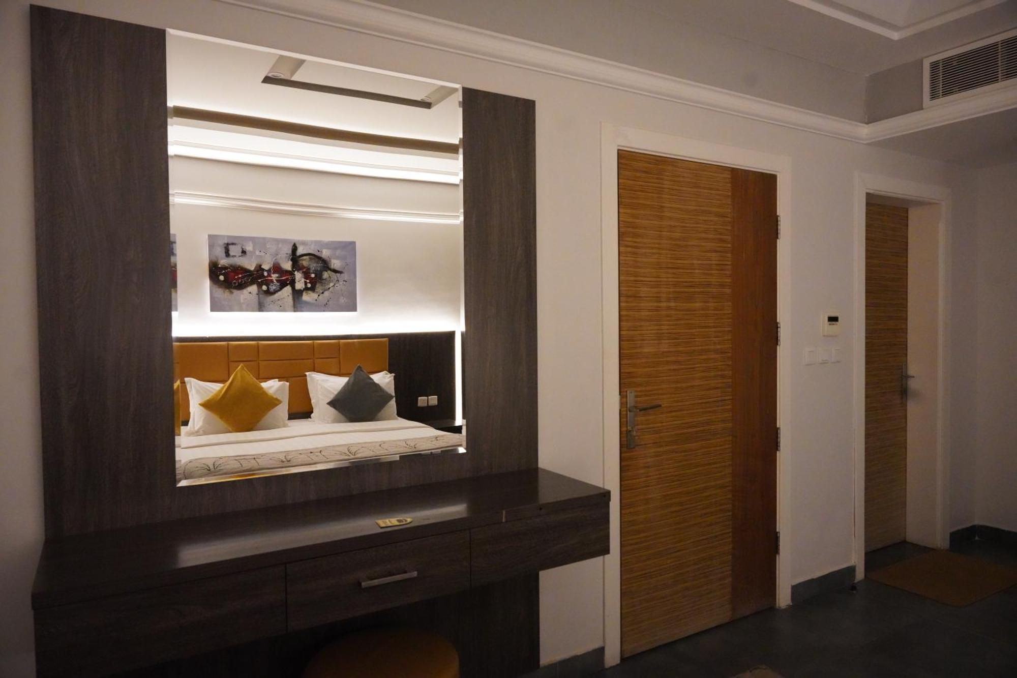 Tura Residence Riyad Extérieur photo