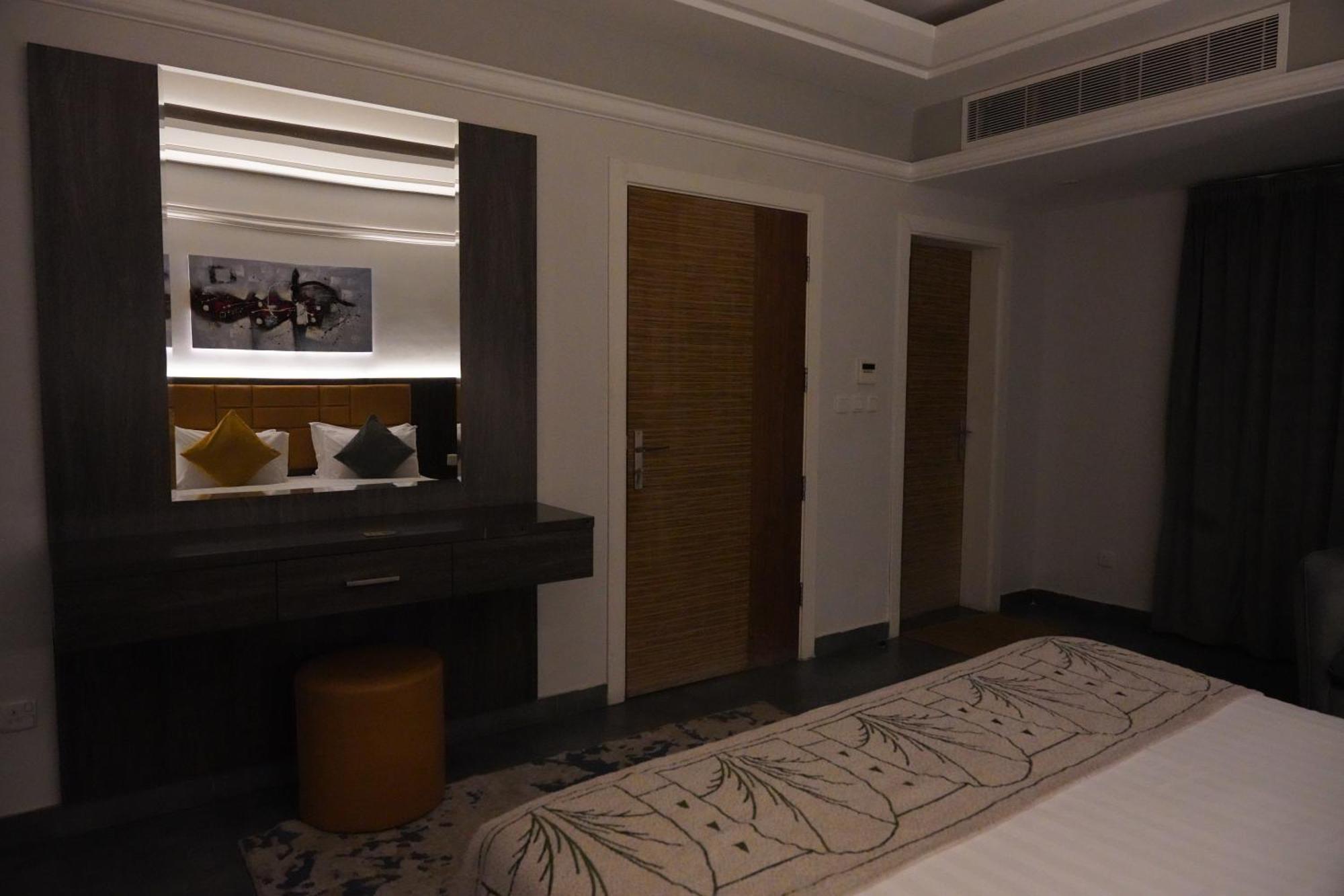 Tura Residence Riyad Extérieur photo